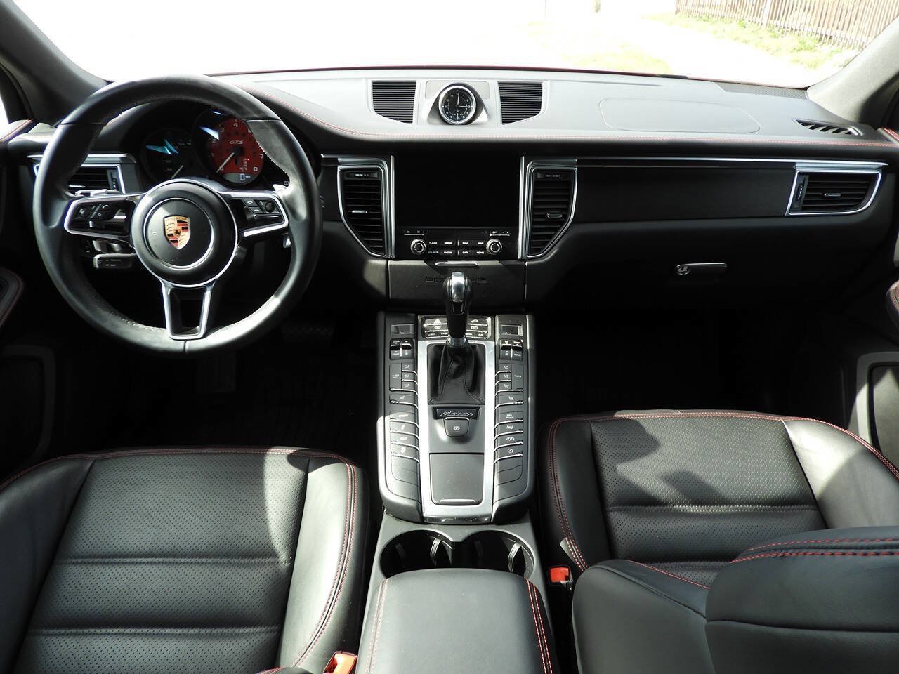 Used 2018 Porsche Macan GTS AWD/4WD image 20