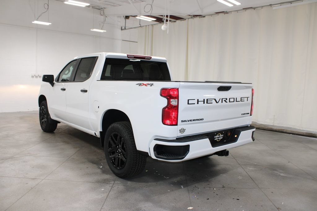 New 2026 Chevrolet Silverado 1500 Custom w/ LPO, Dark Essentials Package AWD/4WD image 7
