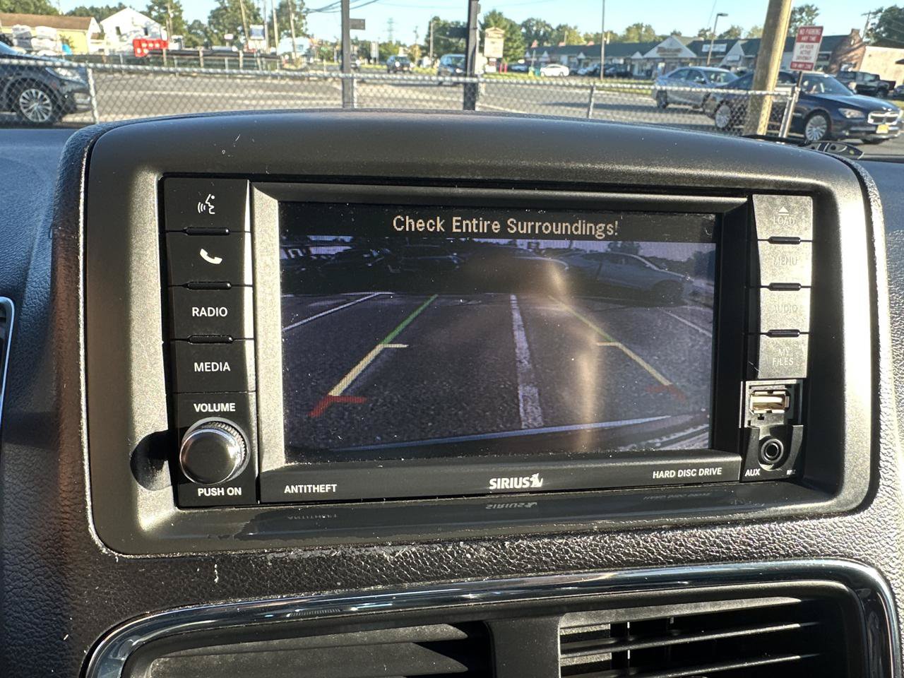Used 2019 Dodge Grand Caravan SXT FWD image 13