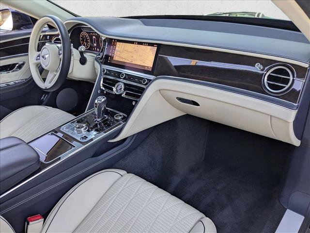 Used 2021 Bentley Flying Spur V8 image 23