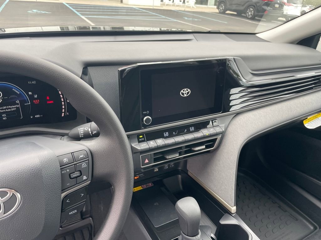 New 2026 Toyota Camry LE image 18