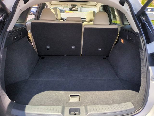 Used 2020 INFINITI QX50 Luxe w/ Navigation Package FWD image 28