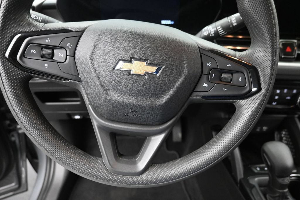 Used 2025 Chevrolet TrailBlazer LT AWD/4WD image 17
