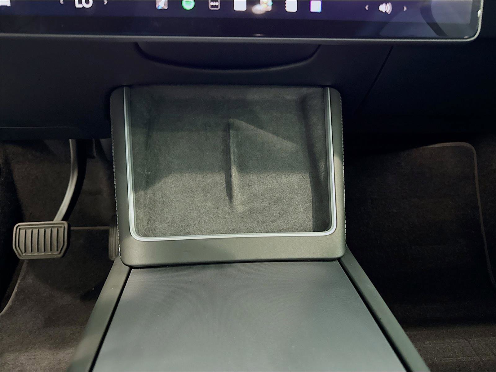 Used 2026 Tesla Model Y 2WD image 14