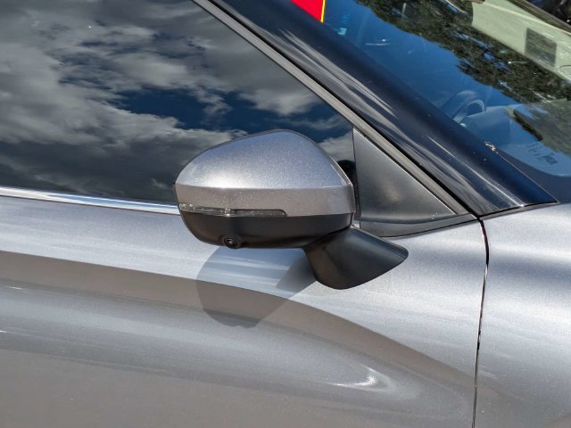 Used 2024 Mitsubishi Outlander SE FWD image 12