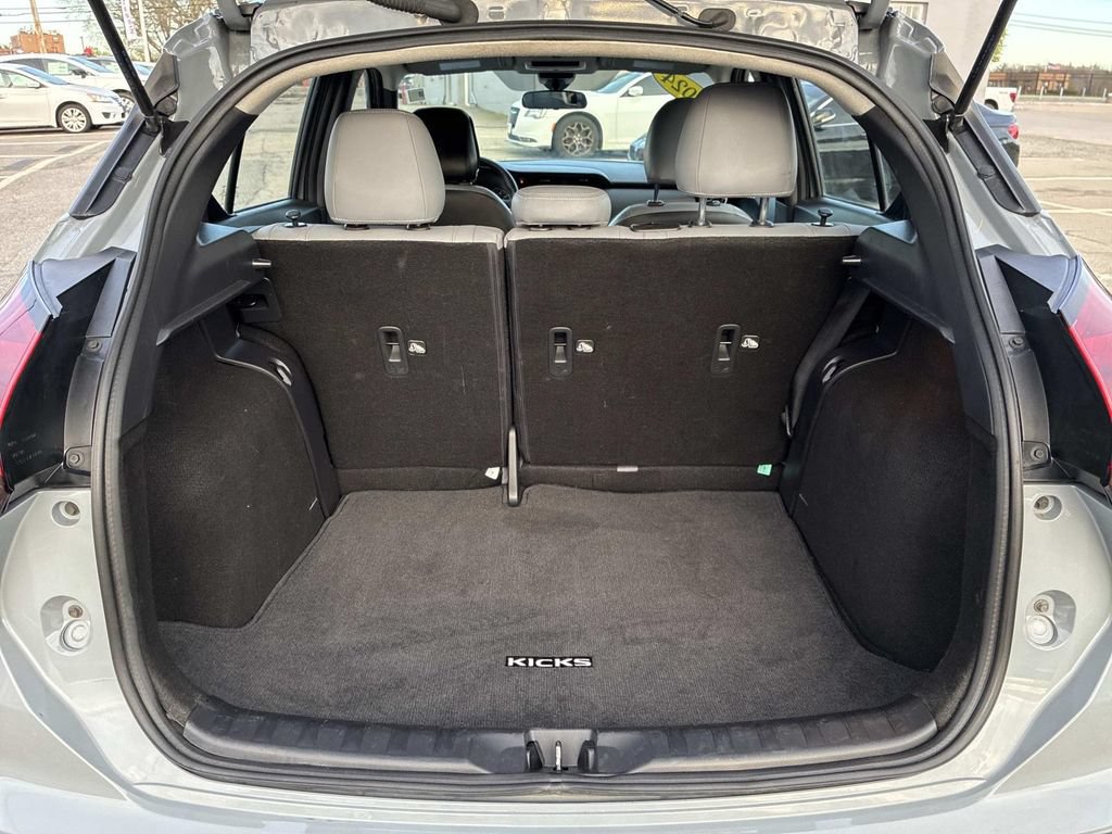 Certified 2024 Nissan Kicks SR w/ SR Premium Package FWD image 14