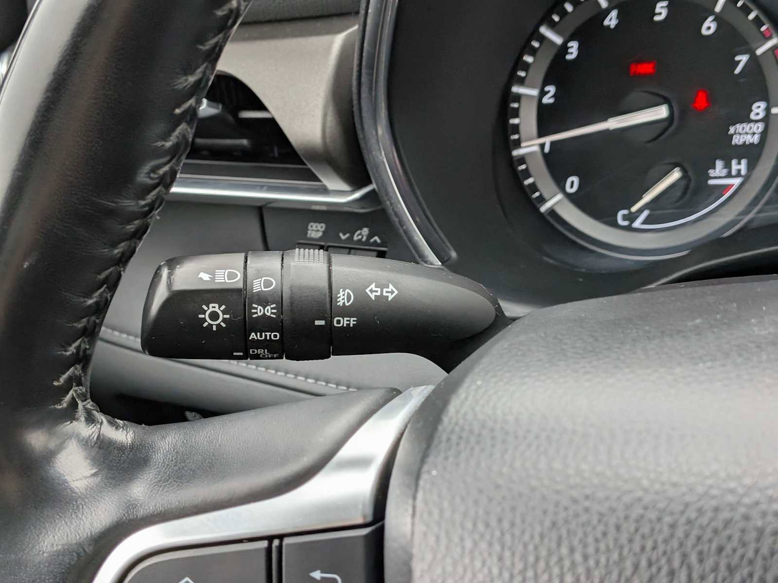 Used 2021 Toyota Highlander Limited image 28