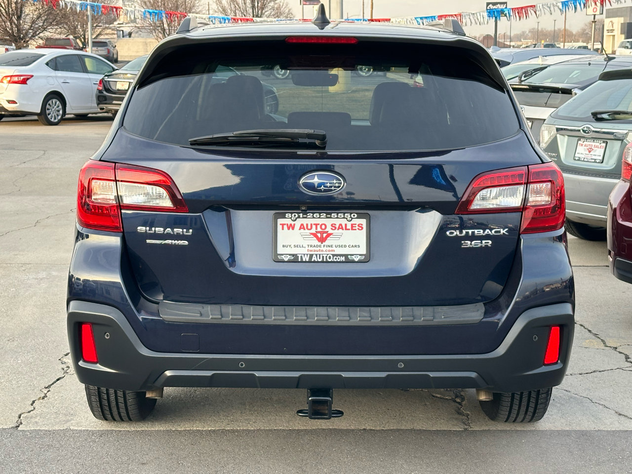 Used 2018 Subaru Outback 3.6R Touring w/ Popular Package #3 image 6