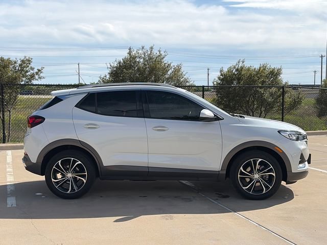 Used 2020 Buick Encore GX Essence image 10