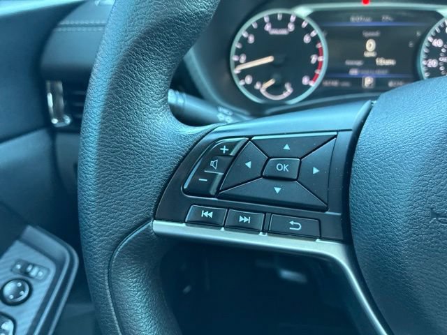 Used 2023 Nissan Sentra SV FWD image 38