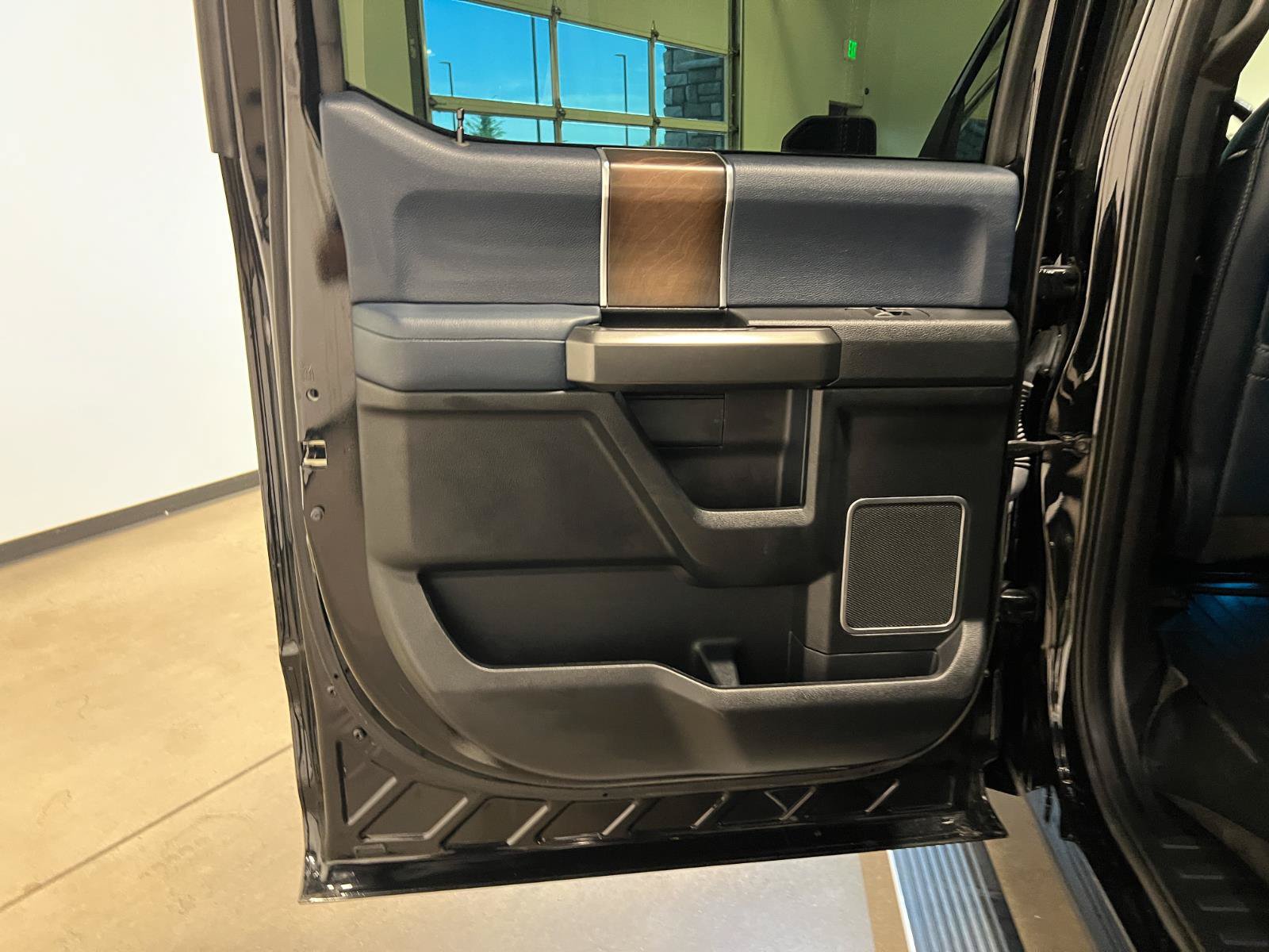 Used 2018 Ford F150 Limited w/ Trailer Tow Package AWD/4WD image 34