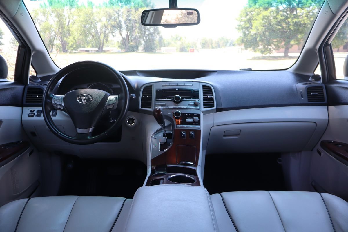 Used 2009 Toyota Venza AWD image 16