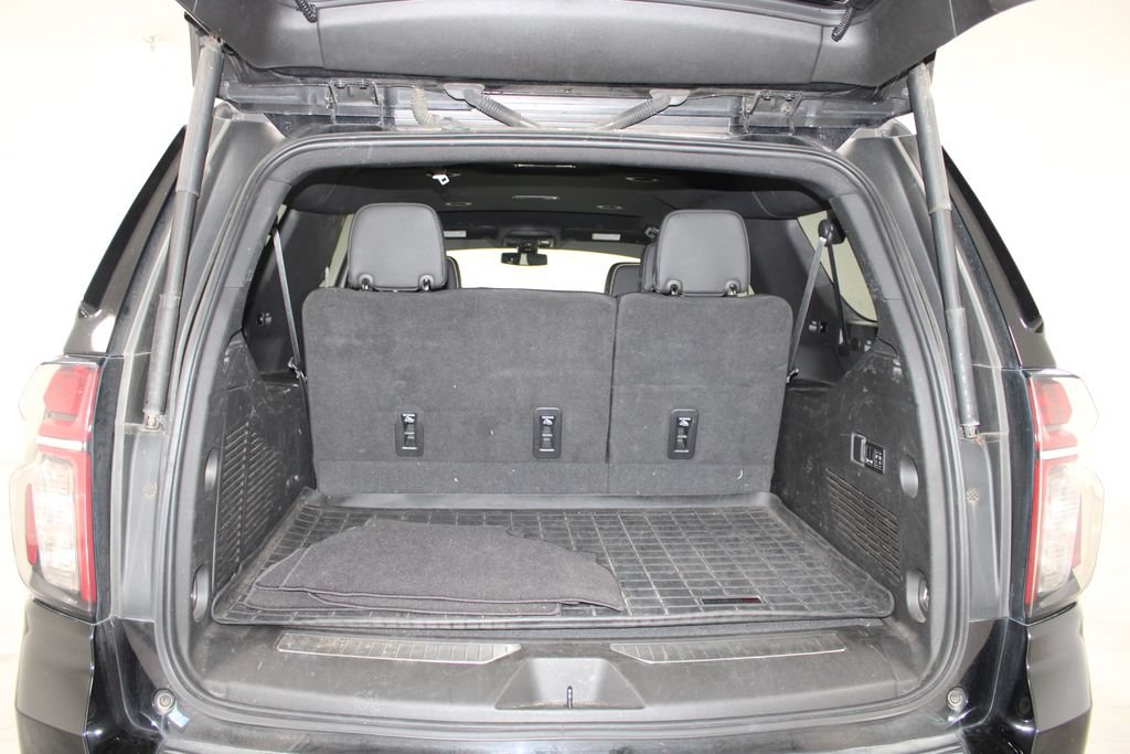 Used 2022 Chevrolet Suburban Premier RWD image 15