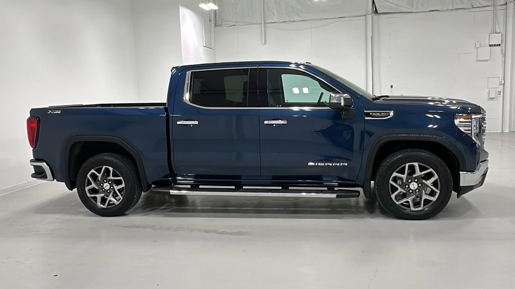 Used 2023 GMC Sierra 1500 SLT w/ SLT Premium Package image 6