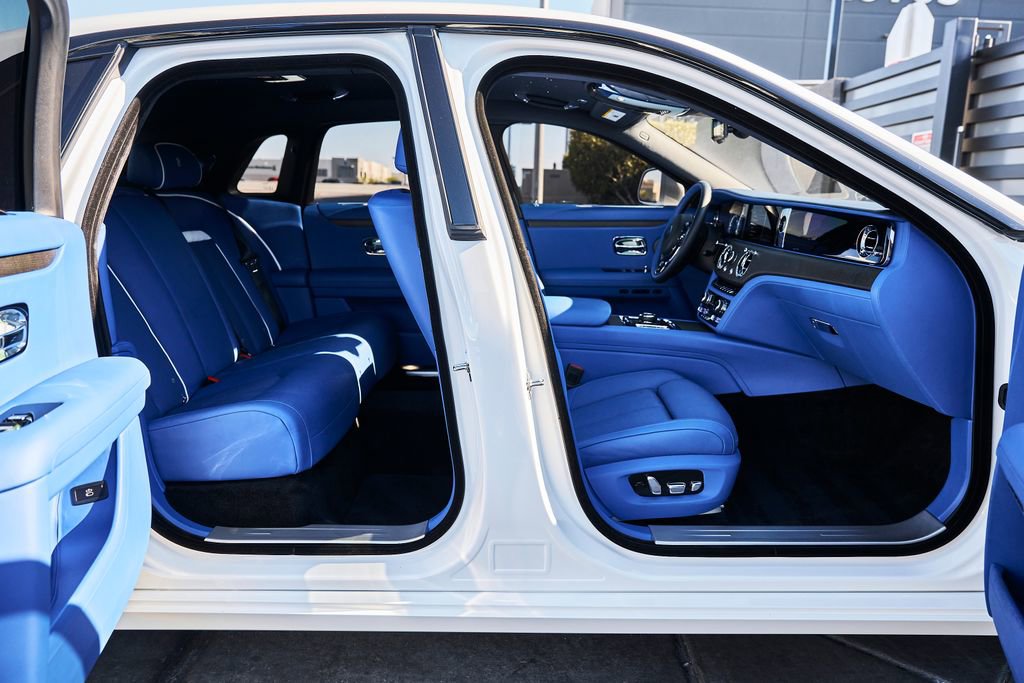 Used 2024 Rolls-Royce Ghost AWD/4WD image 23