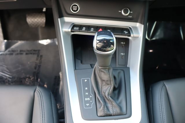 Used 2024 Audi Q3 2.0T Premium Plus image 37