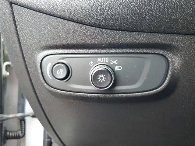 Used 2022 Chevrolet Equinox LS FWD image 30