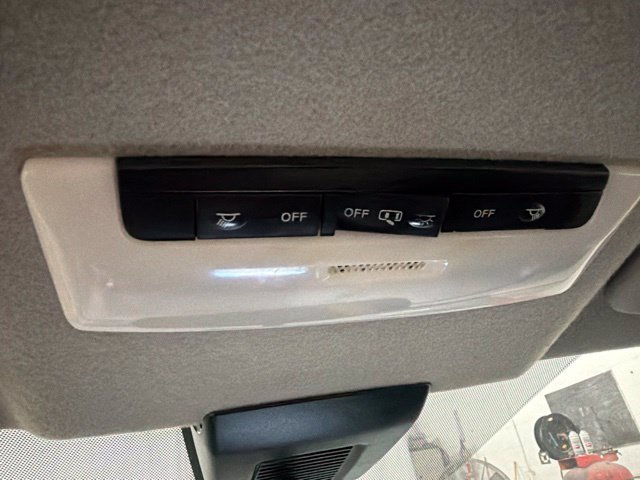 Used 2023 Nissan Kicks S FWD image 23
