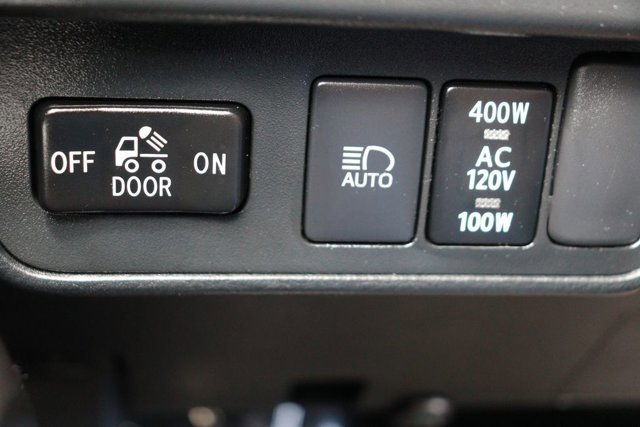 Used 2023 Toyota Tacoma TRD Off-Road w/ Technology Package AWD/4WD image 22