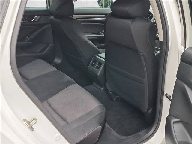 Used 2019 Honda Accord EX image 17