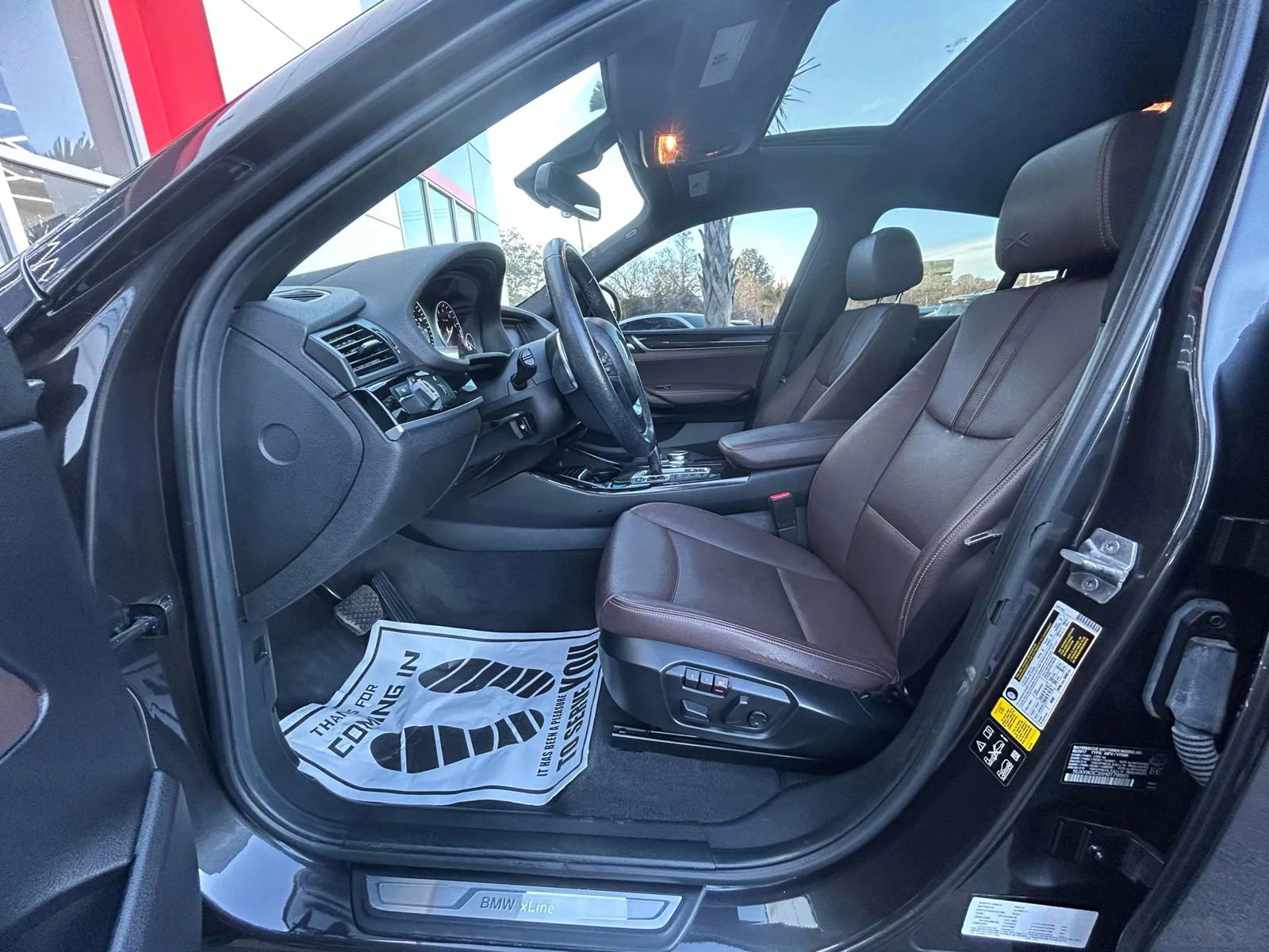 Used 2017 BMW X4 xDrive28i image 10