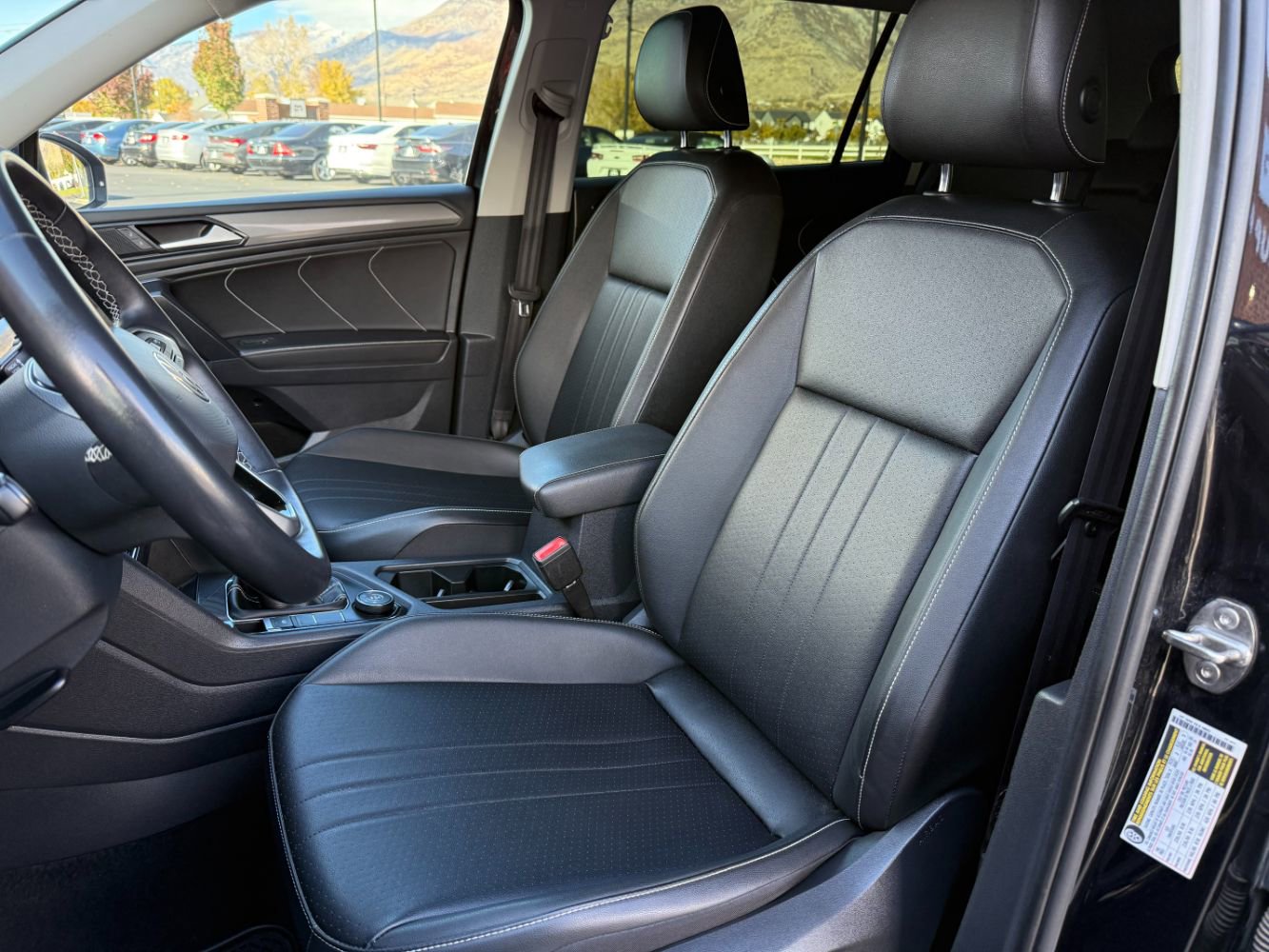 Used 2023 Volkswagen Tiguan SE image 20