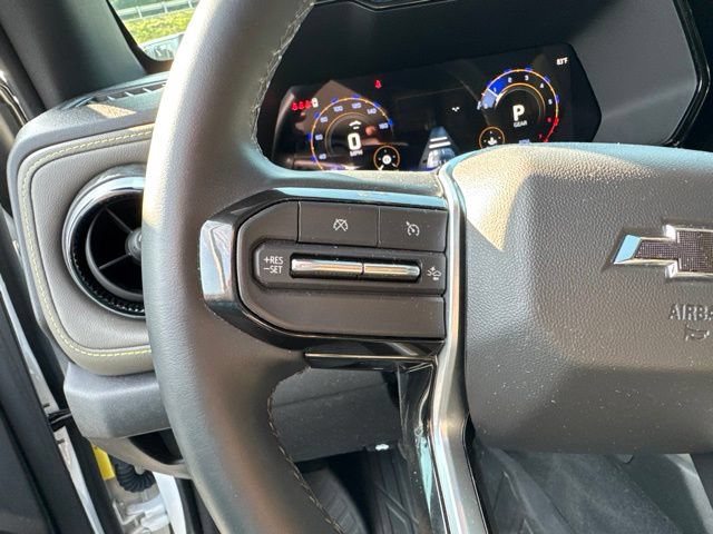 Used 2024 Chevrolet Colorado ZR2 w/ Technology Package AWD/4WD image 12