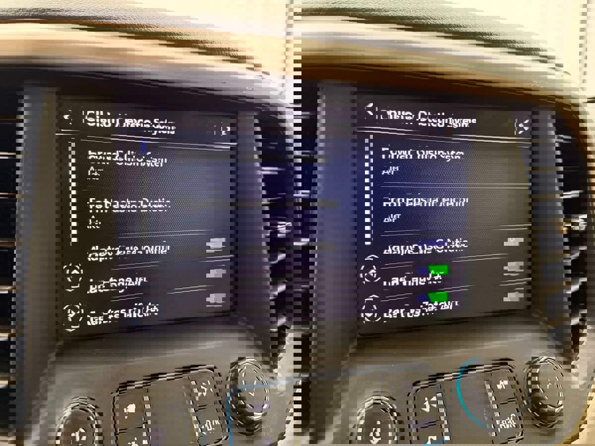 Used 2020 GMC Acadia Denali w/ Trailering Package image 32