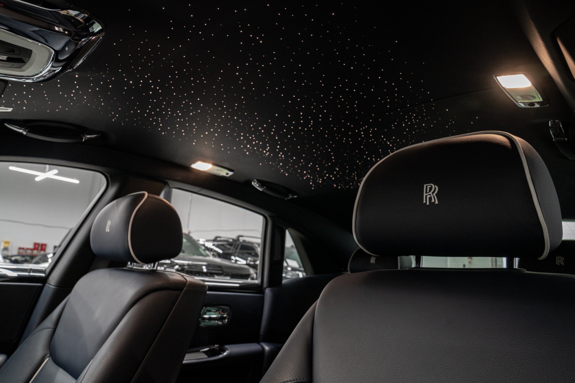 Used 2020 Rolls-Royce Ghost RWD image 17
