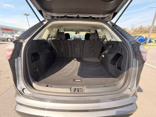 Used 2024 Ford Edge SE w/ Black Appearance Package AWD/4WD image 18