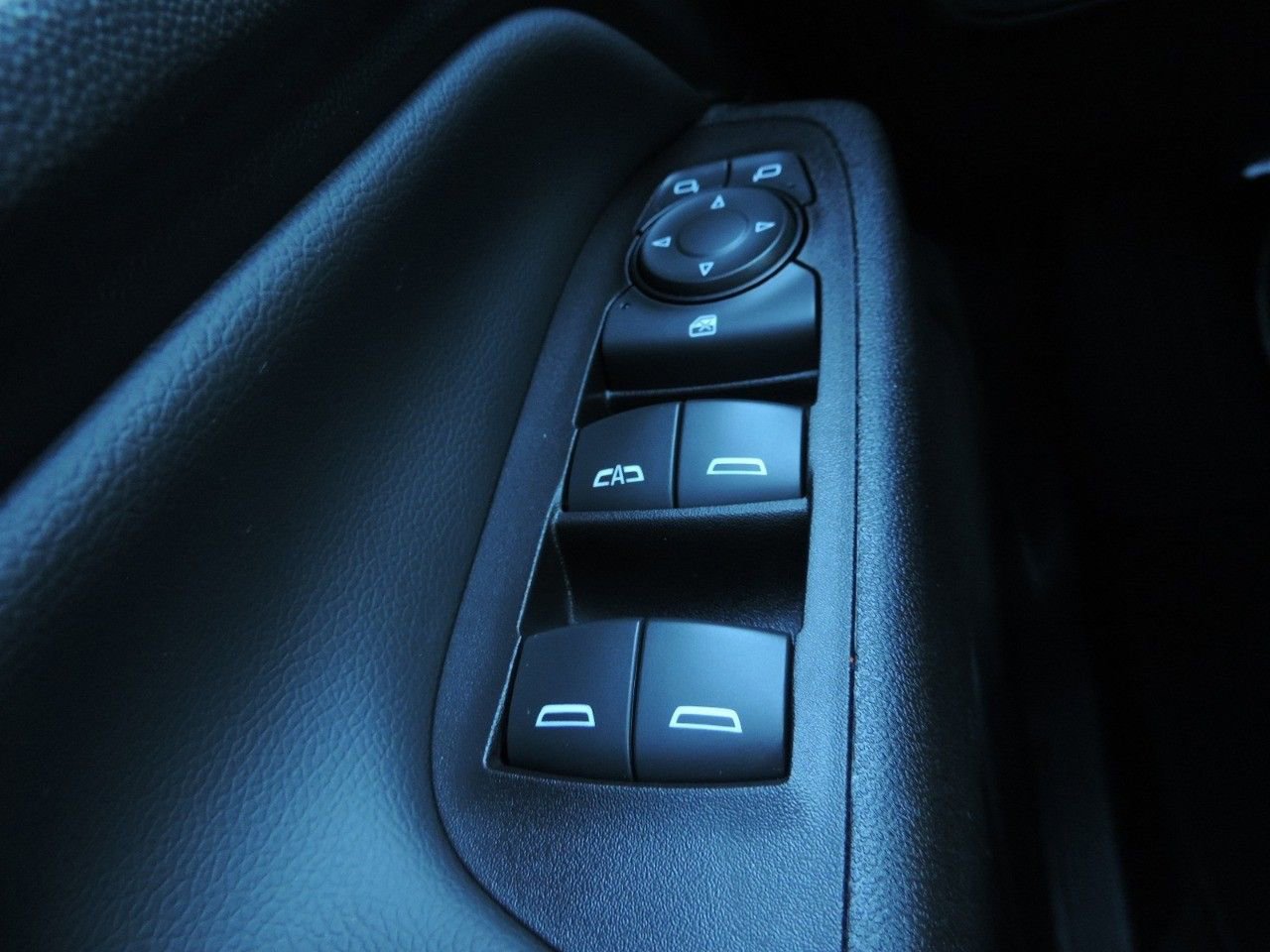 Used 2022 Chevrolet Equinox LT image 24