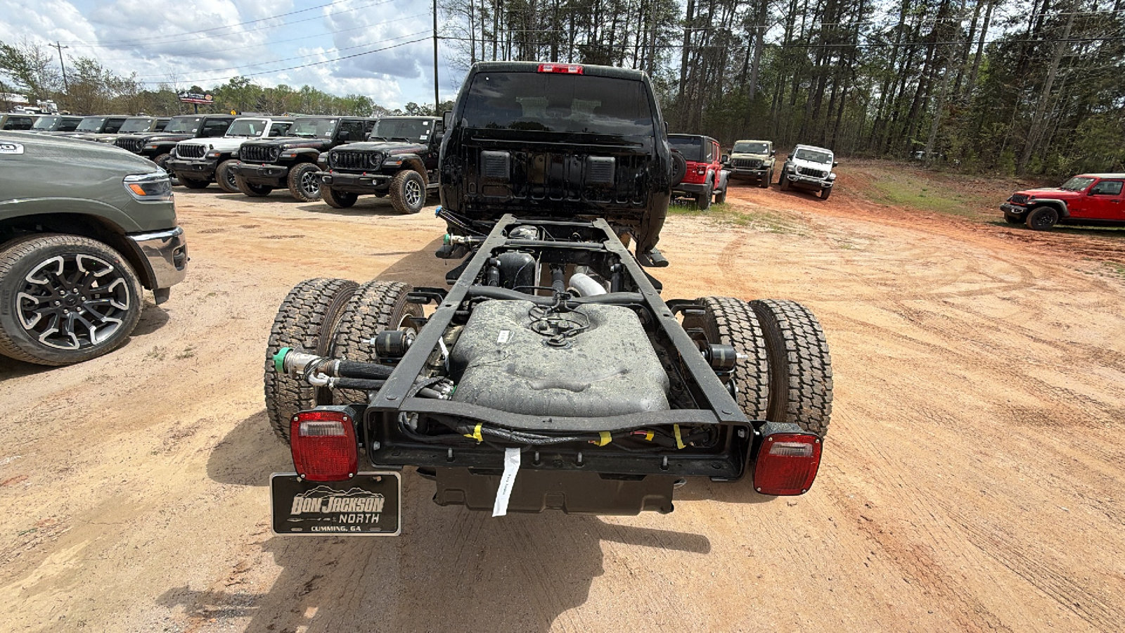 New 2026 RAM 5500 Tradesman w/ Chrome Appearance Group AWD/4WD image 9