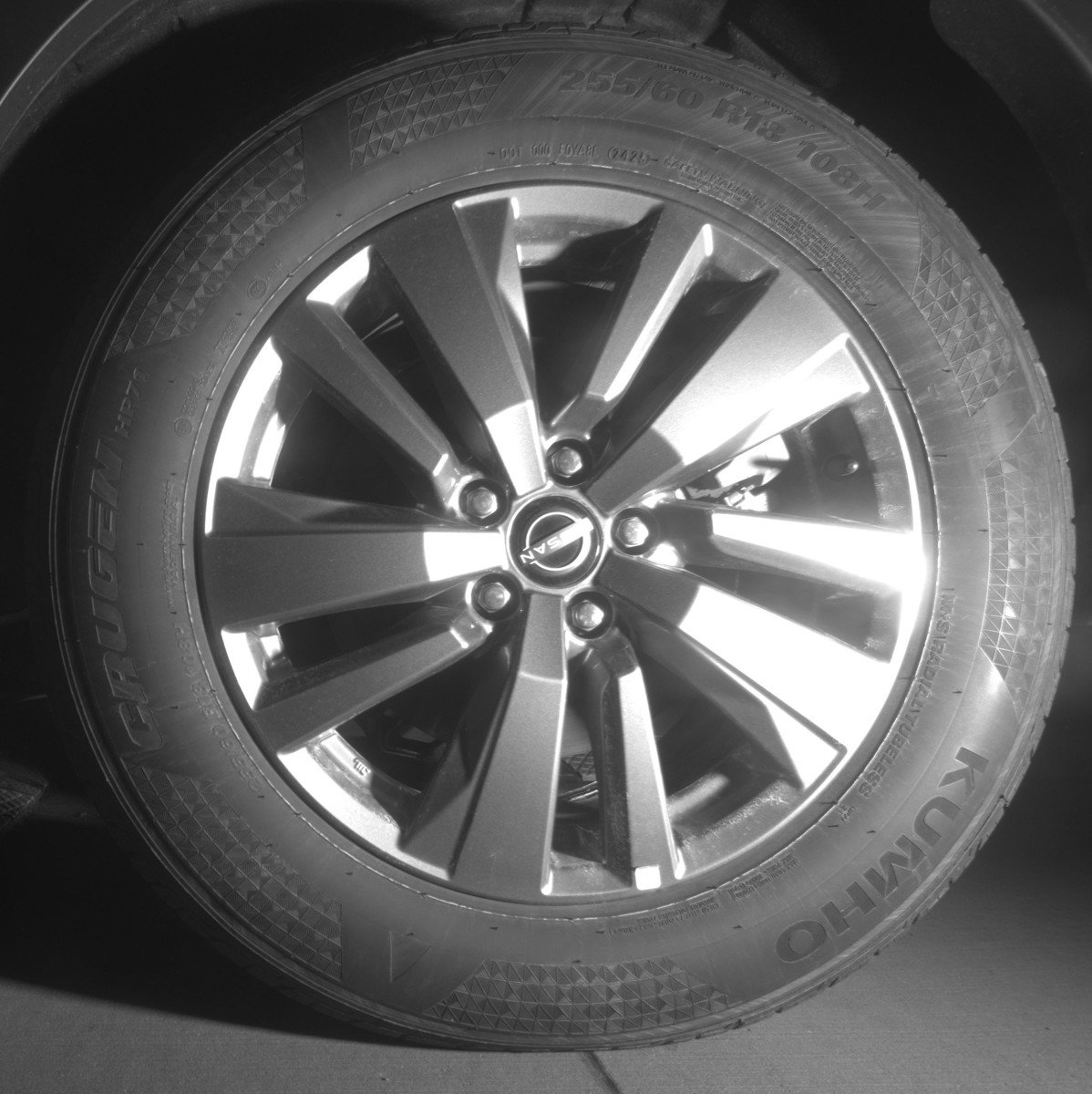 Used 2025 Nissan Pathfinder SV image 14