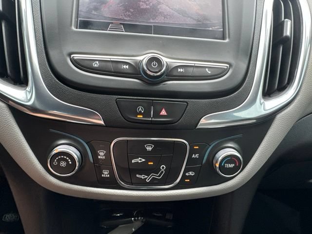 Used 2023 Chevrolet Equinox LS AWD/4WD image 18
