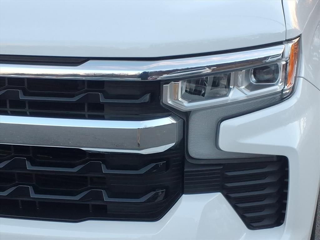 Certified 2022 Chevrolet Silverado 1500 LT AWD/4WD image 7