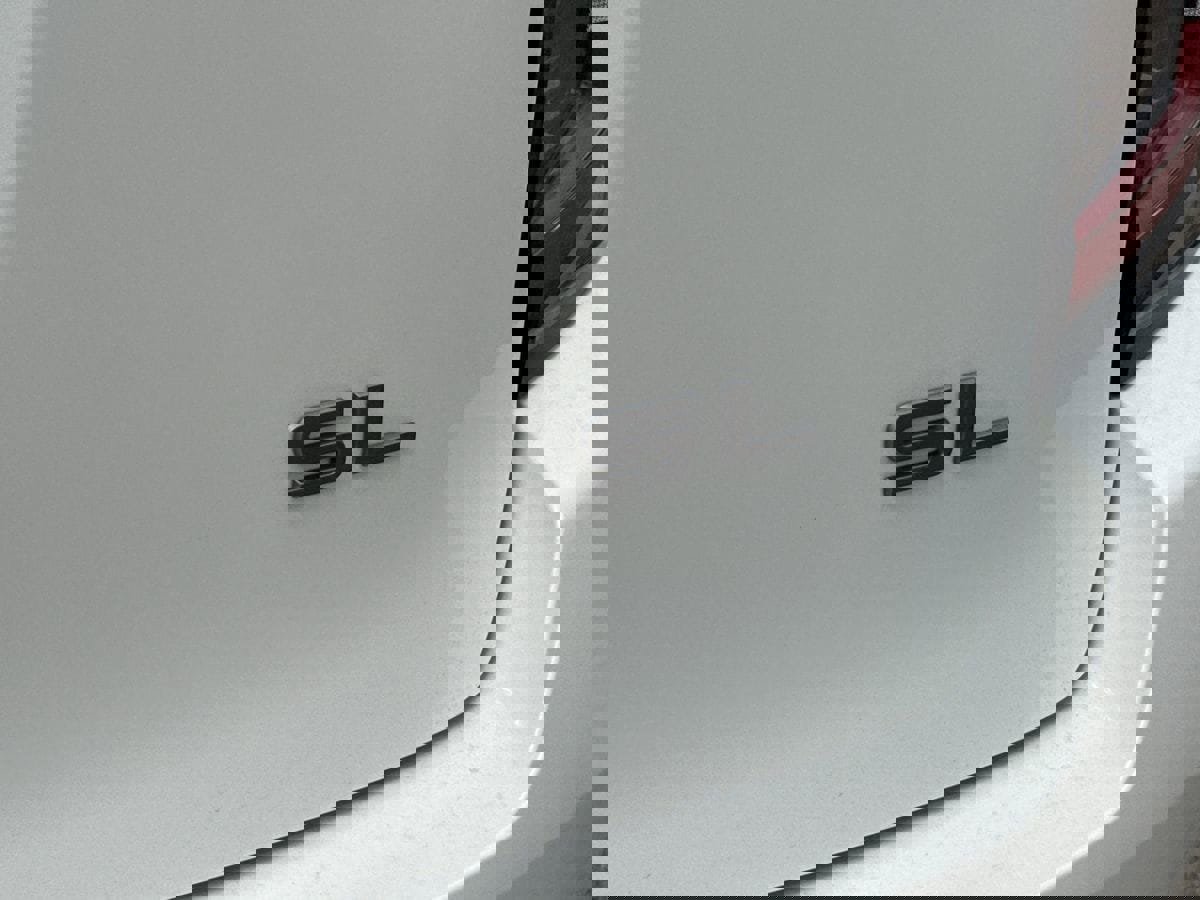 New 2026 Nissan Armada SL w/ Captain's Chari Seat Package image 10