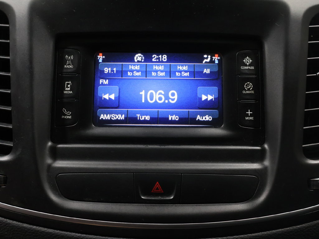 Used 2015 Chrysler 200 Limited w/ Convenience Group FWD image 28