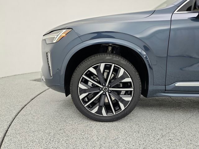 New 2026 Volvo XC90 B6 Plus w/ Protection Package image 13