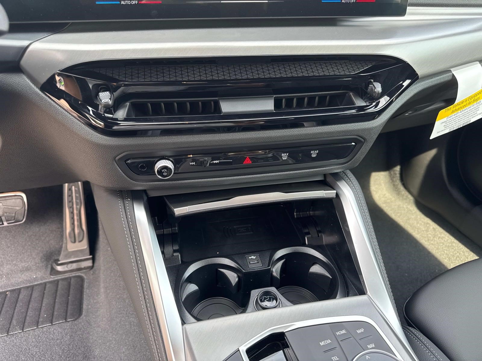 New 2025 BMW 230i xDrive Coupe w/ M Sport Package AWD/4WD image 24
