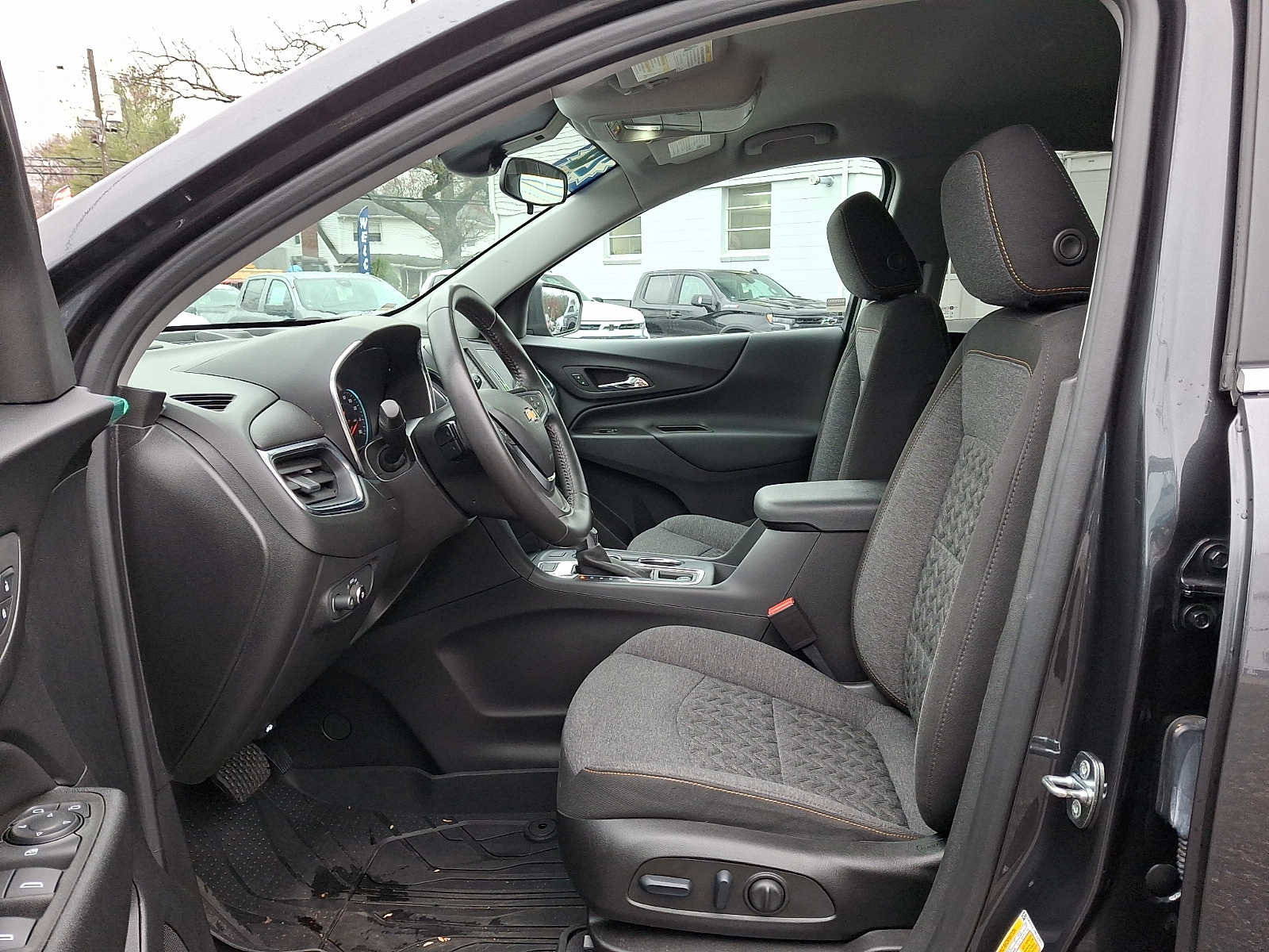 Used 2022 Chevrolet Equinox LT image 13