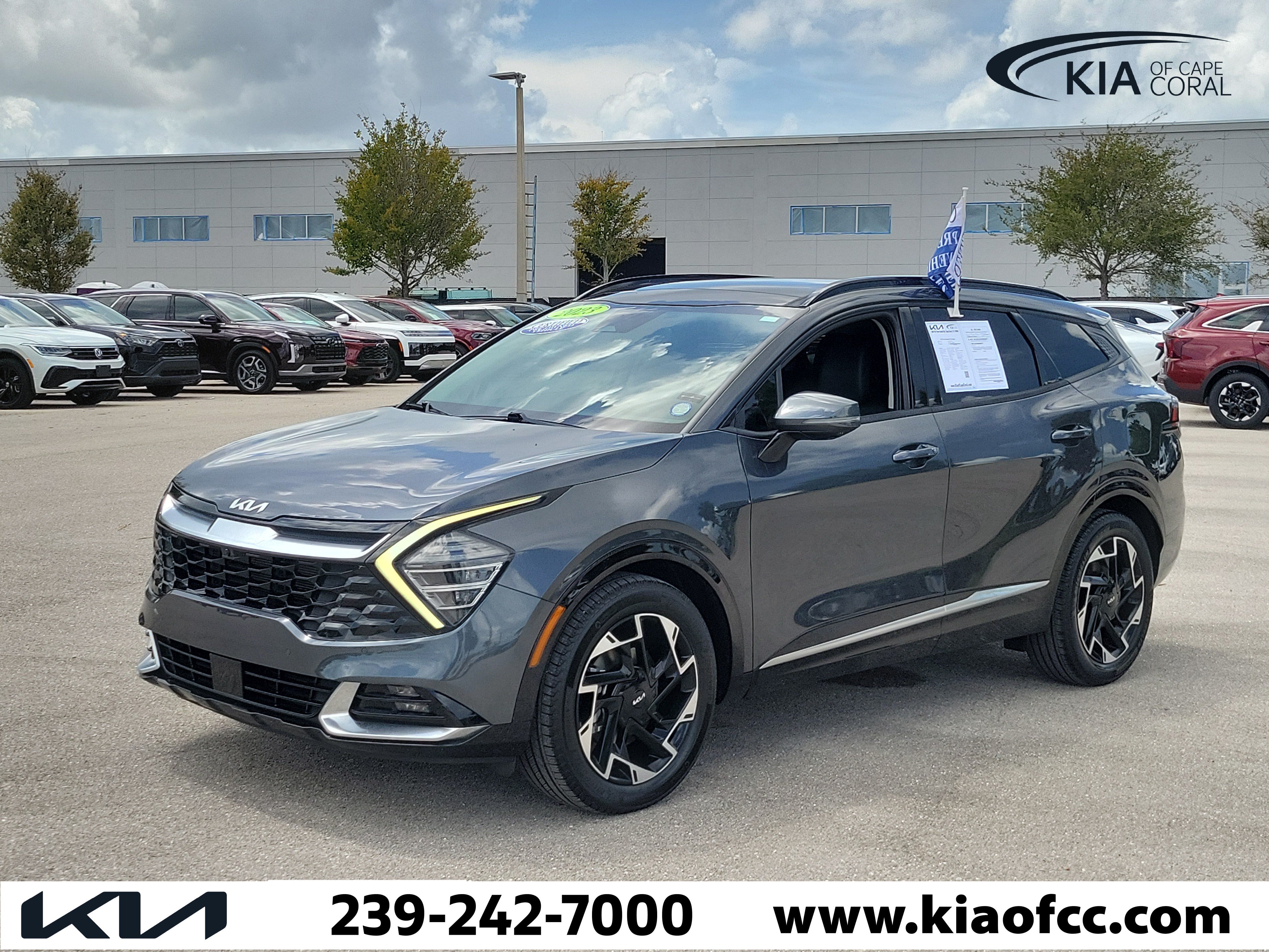 Certified 2023 Kia Sportage SX FWD image 3