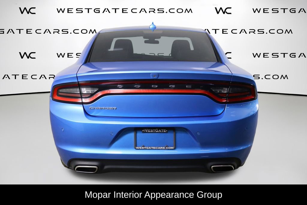 Used 2023 Dodge Charger SXT RWD image 4