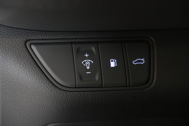 Used 2026 Genesis G70 2.5T AWD/4WD image 23