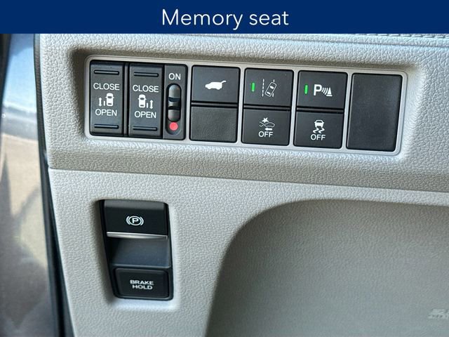 Used 2019 Honda Odyssey Touring image 11