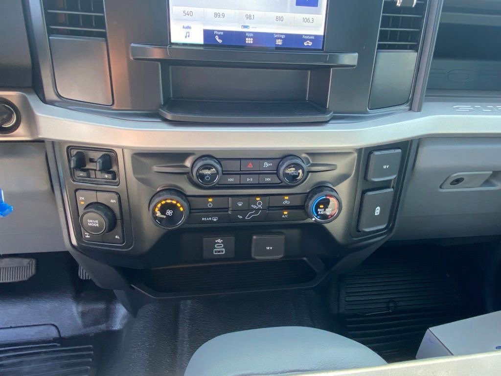 New 2026 Ford F350 XL w/ XL Chrome Package AWD/4WD image 12