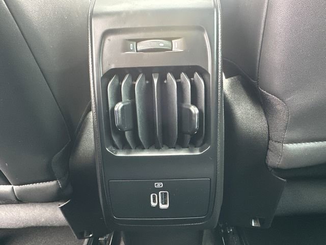 Used 2024 Alfa Romeo Tonale Ti w/ Premium Interior Package image 18