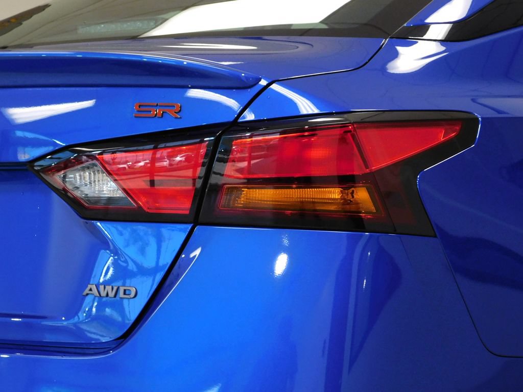 Used 2025 Nissan Altima 2.5 SR AWD/4WD image 62