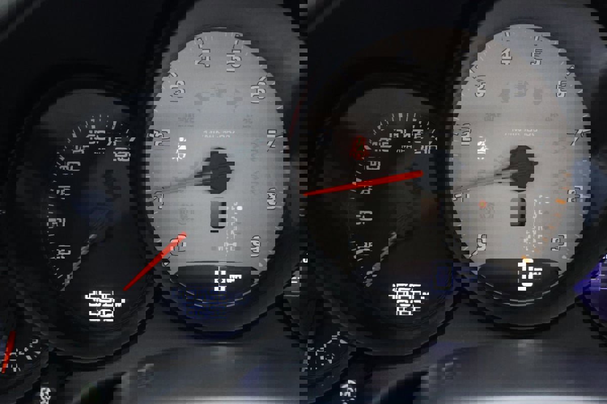 Used 2013 Porsche 911 Carrera 4S image 11