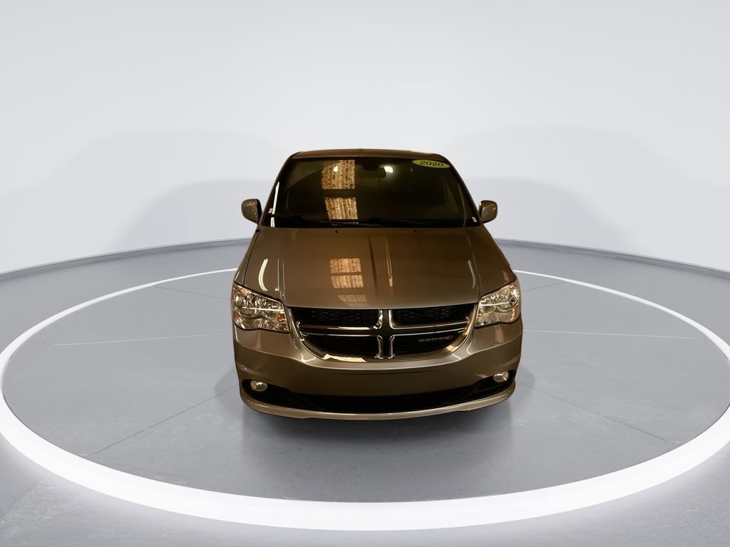 Used 2020 Dodge Grand Caravan SE image 3