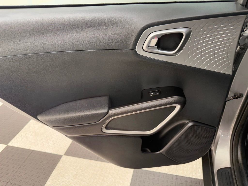 Used 2023 Kia Soul LX w/ Option Group 015 image 14